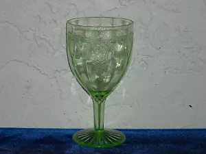 Calice acqua cammeo verde - Foto 1 di 1