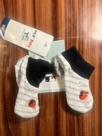 MLB Baby Baltimore Orioles Newborn Socks Team Athletics Baseball Official NEW Cover