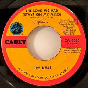 Soul 45 the DELLS the Love We Had Stays On My Mind Freedom Means VG+ HEAR! - Picture 1 of 2
