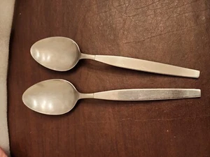Vintage Oneida FROSTFIRE Community Inox - Cucchiaio Casseruola Massiccio 8,625 in - Foto 1 di 12