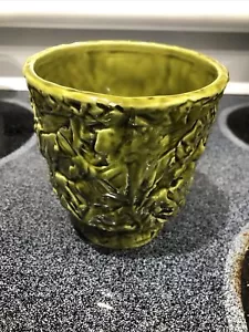 INARCO Planter Or Vase E-2464 Avocado Green With A Leaf Design - Picture 1 of 3