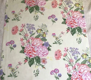 100cm x 100cm Square Cath Kidston Floral Fields Lightweight Cotton Fabric New - Picture 1 of 7