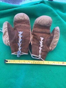 GUANTES DE BOXEO VINTAGE DE ALGODÓN Y CUERO/GAMUZA. Aprox 26 cm de largo - Imagen 1 de 11