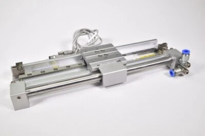 SMC CY1F10R-170-XB10, Kolbenstangenloser Zylinder mit magnetischer Kupplung - Bild 1 von 4