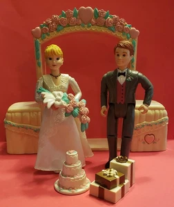 Arco matrimonio musicale vintage 1999 Fisher-Price Loving Family sposi FUNZIONA! - Foto 1 di 9