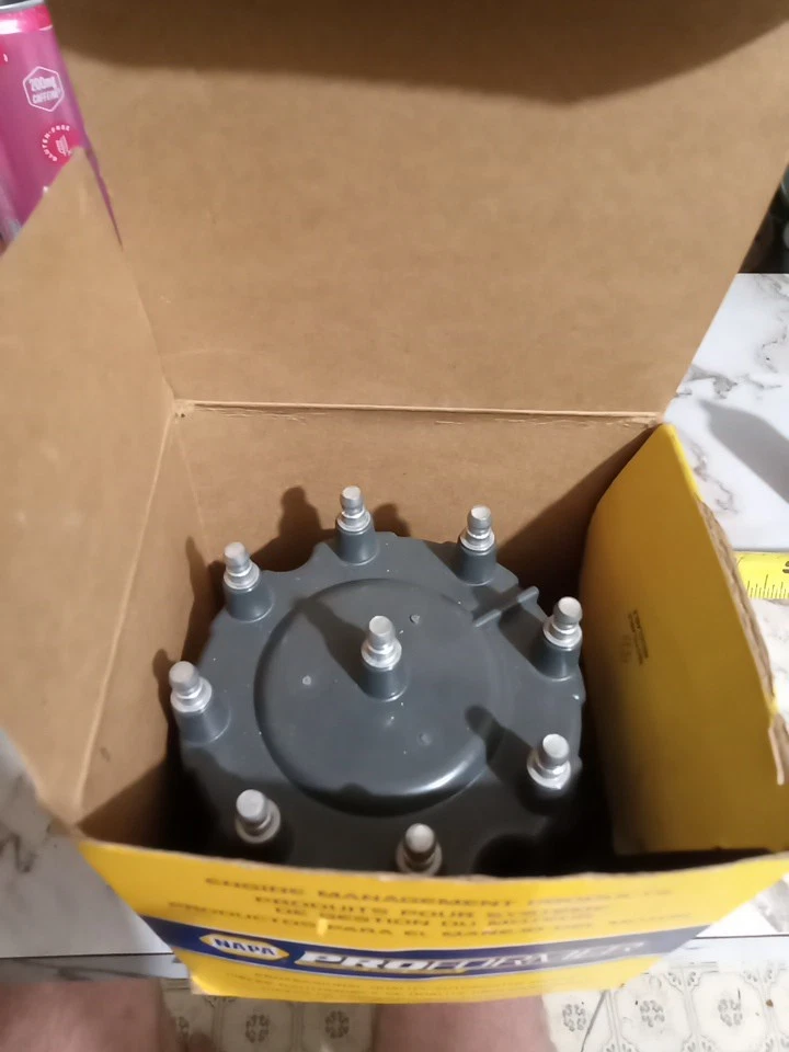 Совершенно новая крышка распределителя Napa rr249sb для 2021 Ford F150 - Изображение 1 из 4