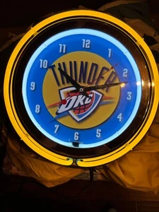 Reloj de Pared Vintage 15" Thunder OKC Sign Doble Neón Amarillo Neón - Imagen 1 de 3