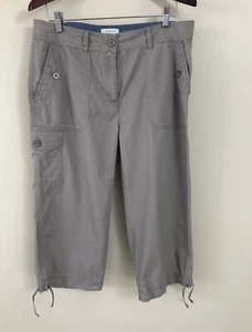 Woman's Van Heusen Taupe Cargo Crop Cotton Pants Size 12 - Picture 1 of 10