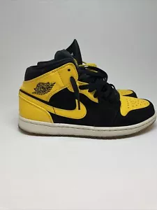 Size 8 - Jordan 1 Retro Mid New Love 2017 (554724-035) - Picture 1 of 12