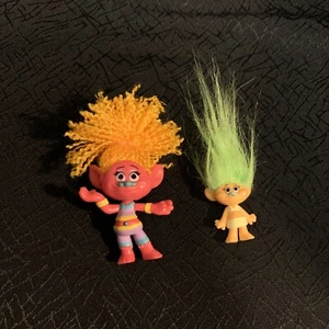 Trolls DJ Suki Karma Lot of 2 Toy Action Figures 2015 Hasbro Dreamworks - Picture 1 of 10