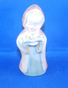 Figura Niña Cerámica Vintage 5" Rosa Bata Caroler Marcado Stafford Japón - Imagen 1 de 3