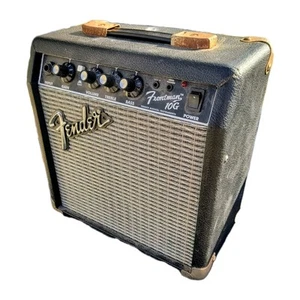 Fender Frontman 10G 10 Watt Amplificatore Chitarra 6 Pollici Fender Altoparlante Design Speciale - Foto 1 di 9