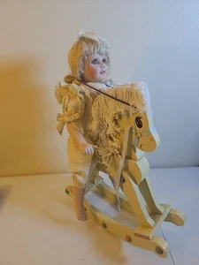 “Amy” By The Hamilton Collection - Picture 1 of 7