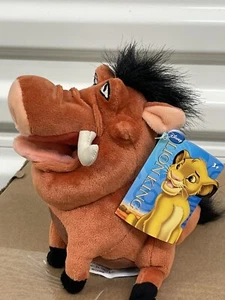 Nueva mini figura de felpa exclusiva de 5 pulgadas Disney Rey León Just Play Pumba, nueva con etiquetas - Imagen 1 de 3