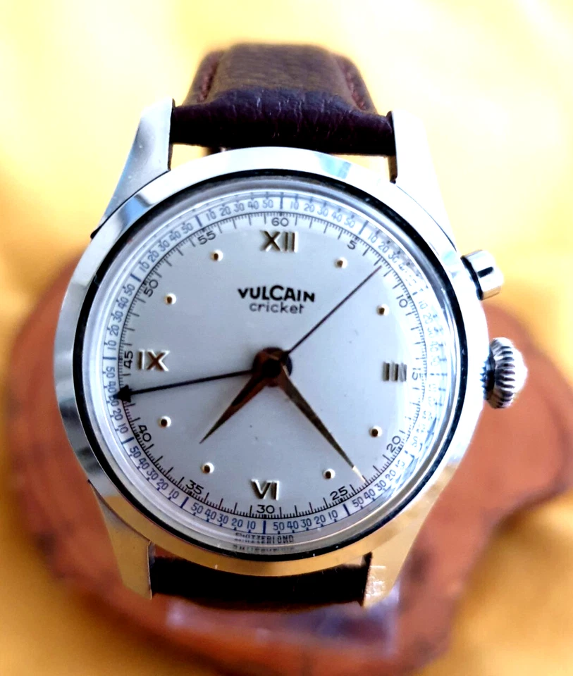WOW! Reloj Hombre Distintivo De Colección Vulcain Cricket V120 Alarma 17J Suizo Años 50. Foto 1 de 4