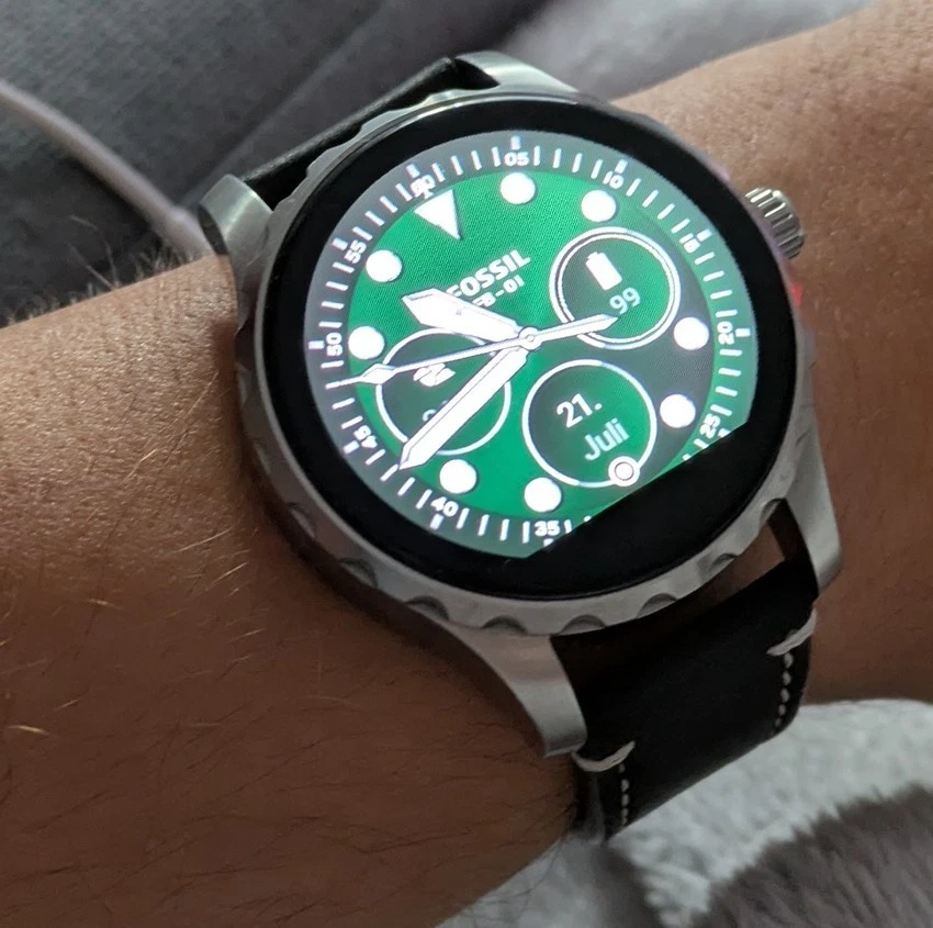 Fossil Q Marshal 2. Generation 45mm Edelstahl Herren Smartwatch (FTW2109) - Bild 1 von 4