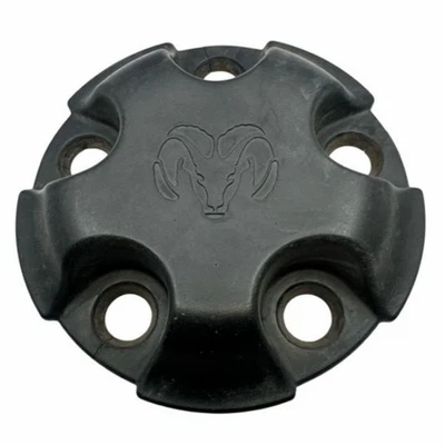 Tapacubos central de rueda Dodge Ram 1500 2002-08 17" negro mate OEM 52110444 dañado Foto 1 de 4
