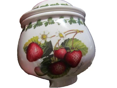 *Vintage Portmeirion 'Strawberry Fair’ COVERED SUGAR 1980's VGC - Image 1 of 4