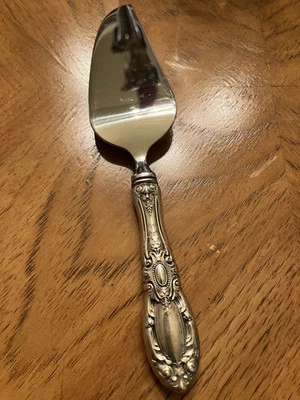 TOWLE KING RICHARD TALHERES ESTERLINOS: SERVIDOR DE BOLO - Imagem 1 de 4