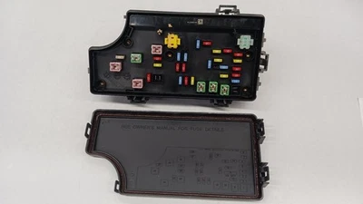 '07 DODGE CALIBRE TIPC módulo de control de potencia caja de fusibles OEM 1 año ¡Como nuevo! Foto 1 de 4