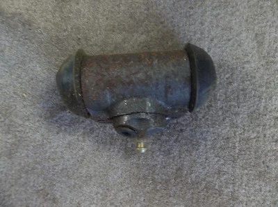 NOS FORD 1973 1974 GRAN TORINO STATION WAGON BRAKE WHEEL CYLINDER - Image 1 of 2