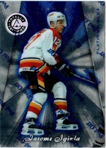 1997-98 PINNACLE TOTALLY CERT. PLATINUM BLUE HOCKEY, Jarome Iginla Calgary Flame