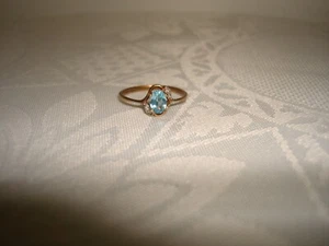 Vintage zartes Sammlerstück Ring 10 Karat Gelbgold blaue und diamantförmige Steine 6 - Bild 1 von 6