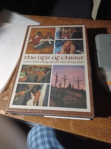 The Life Of Christ A Pictorial Essay From the Living Bible Boxed 1HC Nearnu 1130 - Picture 1 of 3