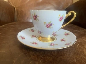Shelley England Pale Pink Gold Bouquet Floral Teacup & Saucer Vintage Great - Picture 1 of 9