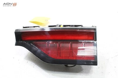 Jeep Grand Wagoneer 2022-2024 luz trasera interior lado derecho luz trasera lámpara OEM Foto 1 de 4
