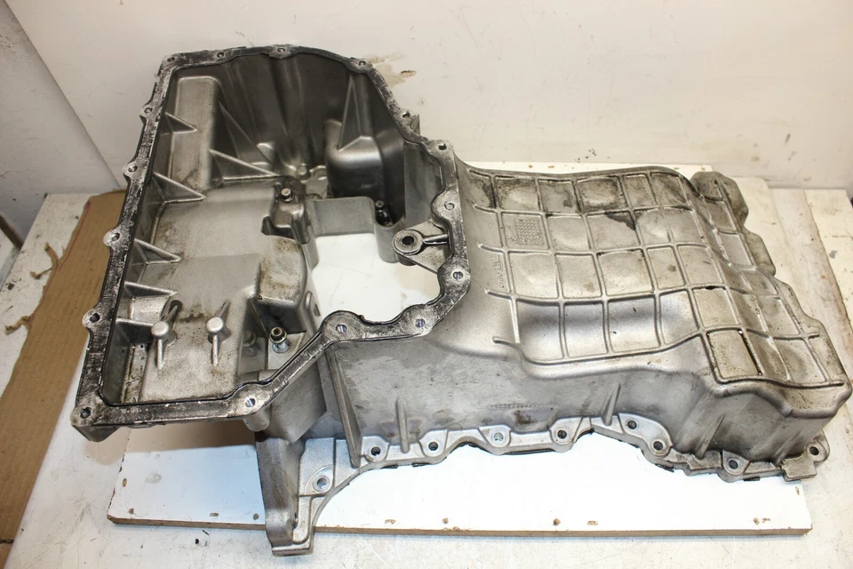 Cacerola de aceite superior para Ram 1500 2014 2015 2016 2017 2018 2019 3,0 L ecodiesel (RA13) Foto 1 de 3