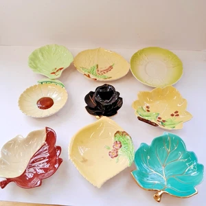 Selection of Carltonware Leaves Bowls - Picture 1 of 12