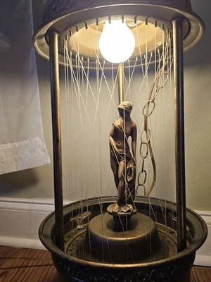 Lámpara de Lluvia de Aceite Colgante Diosa Griega 31" Estatua 8" Años 60 70 De Colección  Foto 1 de 4