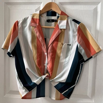 Volcom Women Sz S Striped Crop Short Sleeve Button Up Shirt Viscose Streetwear - Image 1 of 4