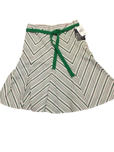 NWT! Junior's Tracy Evans Limited Skirt - Size 7 - Picture 1 of 3