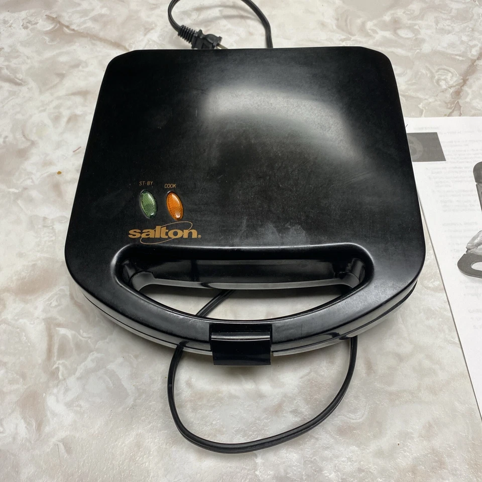 SM1068 Pocket, Black Sandwich Maker - Image 1 of 3