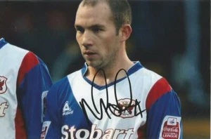 CARLISLE: MARC BRIDGE-WILKINSON SIGNED 6x4 ACTION PHOTO+COA - Picture 1 of 1