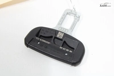 2015-2020 AUDI A3 QUATTRO SEDAN REAR LEFT SIDE SEAT BELT BUCKLE PLUG OEM - Image 1 of 4