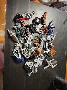 Lego Bionicle Replacement Spare Parts Mixed Lot - Picture 1 of 4