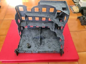 WARGAME WARHAMMER 4x LEVELS VERY HIGH BUILDING RUINS CITY DEATH DIORAMA SCENERY - Foto 1 di 3