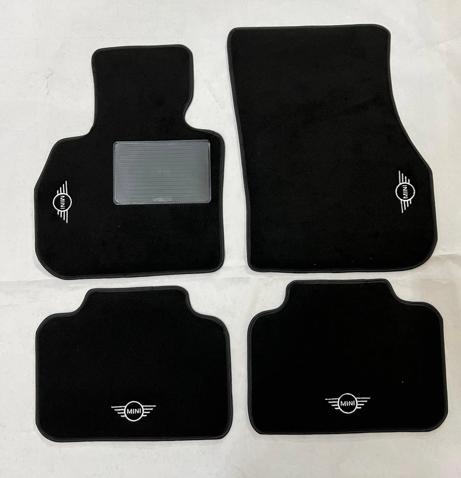 Tappetini auto  *compatibili* per Mini Countryman F60. Personalizzabili - Immagine 1 di 1