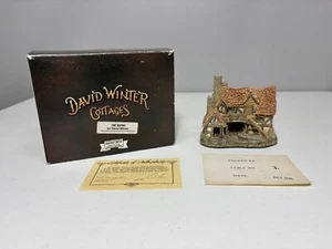 David Winter Cottages - 'The Bothy' 1983 W/ Original Box - Picture 1 of 2