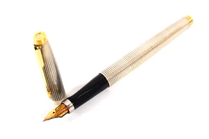 Penna stilografica Parker 75 Cisele argento sterling e oro 14 carati XF PARKER USA 70s - Foto 1 di 11