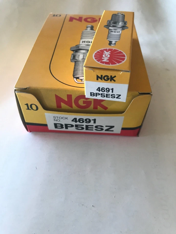 Lot de 4 Bougies NGK - BP5ESZ  - 4691 - Spark plug - Zündkerze - Photo 1/1