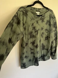 Maurices Green Black Tie Dye Top Women Medium Boat Neckline Cotton Casual Active - Picture 1 of 8