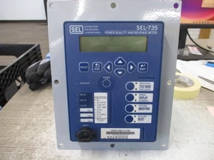 Medidor de calidad de energía e ingresos SEL SEL-735 0735VX20544EXXXXXX16102XX usado - Imagen 1 de 6