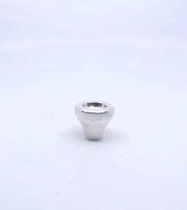 Boquilla trompeta AR Resonance MLE 40 superior en placa plateada - Lote 1162 - Imagen 1 de 3