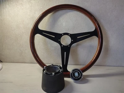 Volante de madeira Nardi Torino feito na Itália 390mm - Imagem 1 de 4