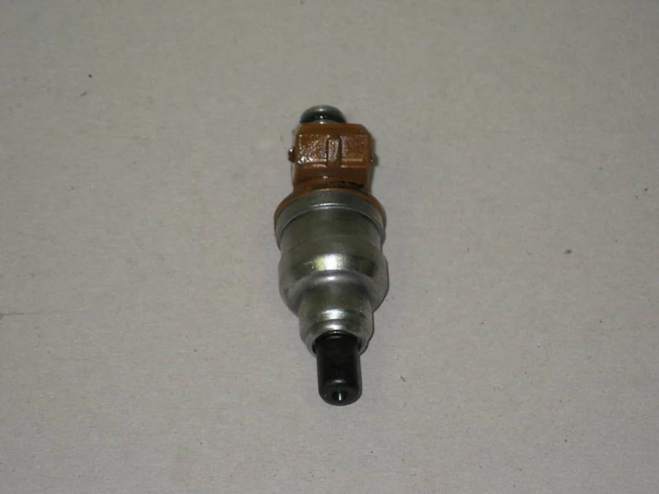 96 97 98 Hyundai Sonata 2,0 L DOHC inyector de combustible de 4 cilindros G4CP 1996-1998 OEM Foto 1 de 1