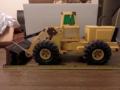 Vintage Tonka Front Loader Yellow Some Rust But Solid  - Image 1 of 4